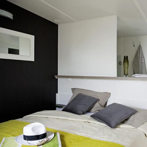 Stacaravan 4 personen - PREMIUM - 2 slaapkamers - 2 badkamers met douche