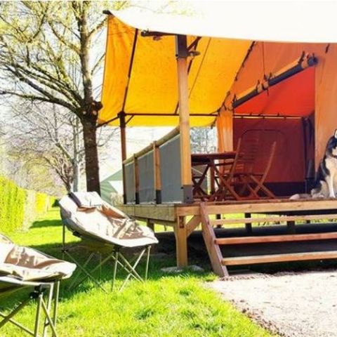 Canvas and wooden tent 5 persons - TOILE LODGE without sanitary facilities