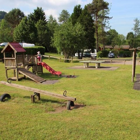 EMPLACEMENT - Nature