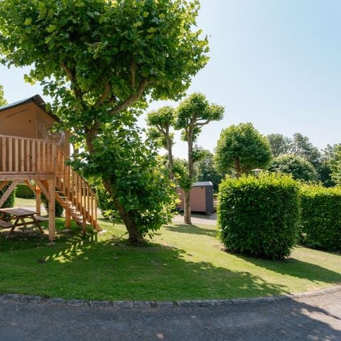 Hébergement 2 personnes - Tente Nature sur pilotis Standard 7.2 m² - sans sanitaire