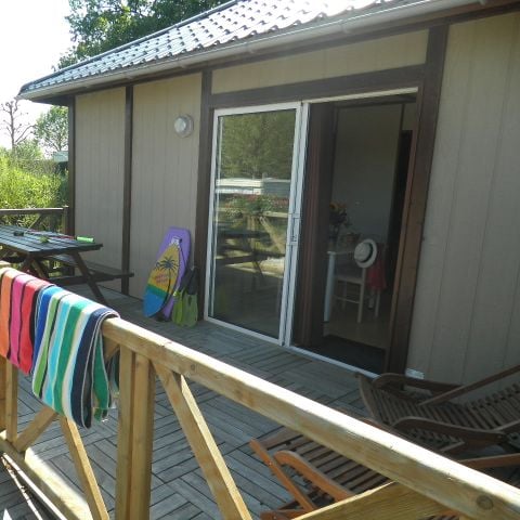 Mobile home 4 persons - Chalet Standard 35m² - 2 bedrooms + uncovered terrace - PMR