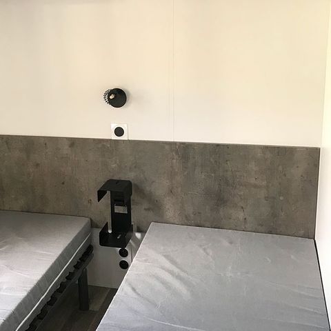 MOBILE HOME 6 people - Confort 32m² - 3 bedrooms + semi-covered terrace