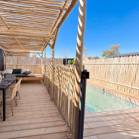 Mobilheim 8 Personen - NEW// Villa de la Rance Prestige 60m² - 4 Schlafzimmer - 3 Bäder - Pool - überdachte Terrasse - SPA