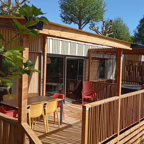 Mobilhome 4 personnes - Villa de la Rance Prestige 36m² - 2 chambres - 2 salles de bain - SPA - Terrasse couverte