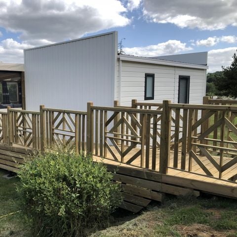 Stacaravan 2 personen - OTELLO LUXE - 1 slaapkamer - Privé Jacuzzi 2 Personen