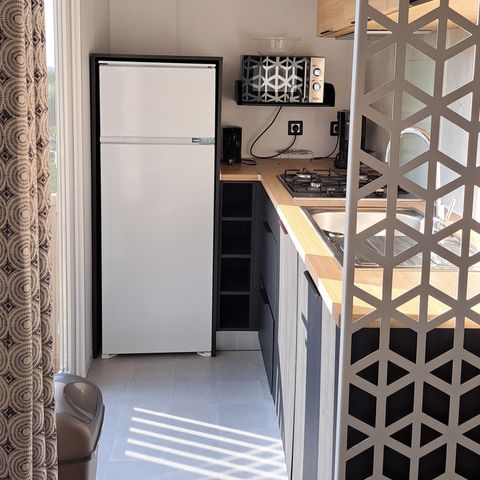 Stacaravan 8 personen - CONFORT 6/8 personen / 3 slaapkamers/ Terras