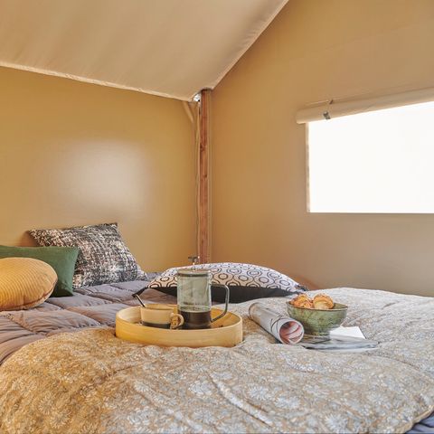 Canvas and wooden tent 5 persons - Comfort lodge