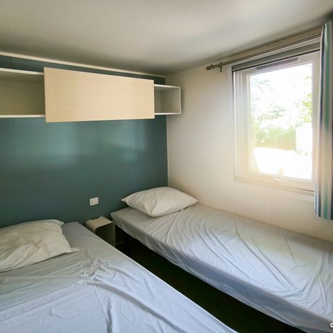 Mobile home 4 persons - Standard 32m² - 2 bedrooms + 12m² covered terrace