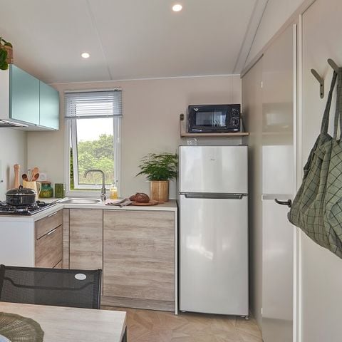 Stacaravan 6 personen - "BAHIA MODULO Confort +" - 27m² - 4/6 personen - 2 kamers - Overdekt terras