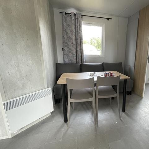 MOBILHOME 4 personnes - Mobilhome PMR - 2 chambres + terrasse couverte