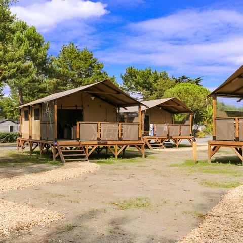 SafariZelt 5 Personen - Komfort 34m² (2 Zimmer) - mit Sanitäranlagen