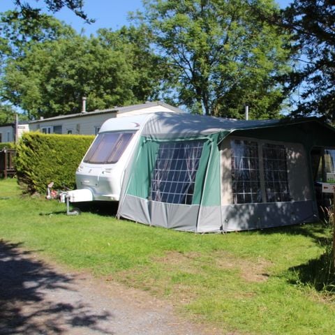 Kampeerplaats - comfort + elektriciteit + water