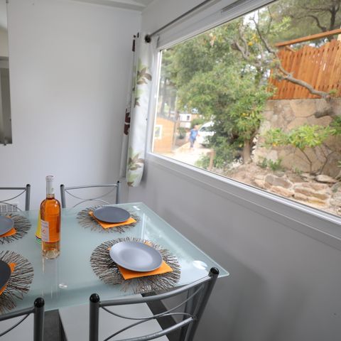 BUNGALOW 5 personnes - 2 chambres - 4/5 personnes 