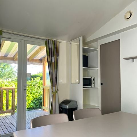Mobilhome 4 personnes - 30-35 m² - 2 chambres avec terrasse