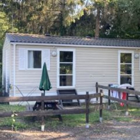 MOBILHOME 1 personne - 02-Mobil-Home Mitoyen Standard 17m2 (1ch - 1 pers.) + TV + Clim 