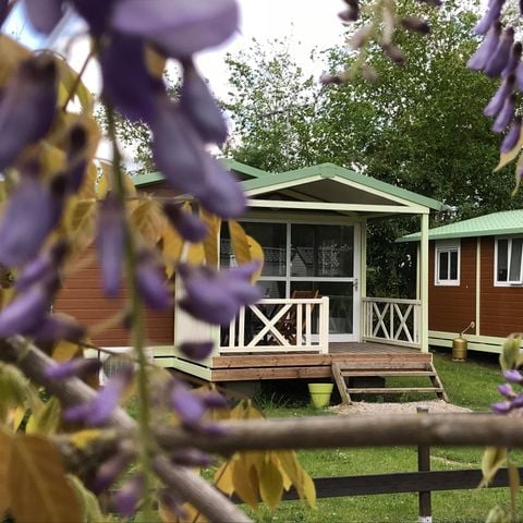 CHALET 2 people - 06-Chalet Confort 24m2 (2ch - 1/5 pers.) + Covered terrace + TV + Air conditioning - price for 2 people