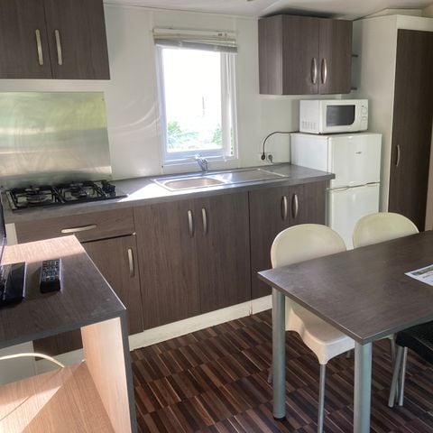 Mobile home 2 persons - 08-Mobil-Home Confort 32m2 (2bed - 2/6 pers.) + TV + Air conditioning - price for 2 people