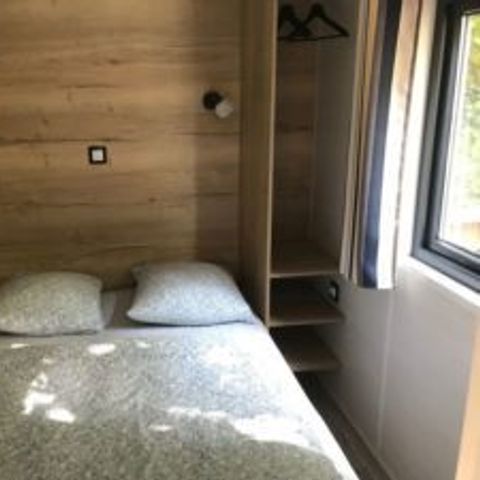Tiny house 2 personnes - 16-Tiny House 17m2 (2ch - 1/4 pers.) + Jaccuzzi + Lits faits + serviette + kit boisson + TV + clim - prix pour 2 personnes