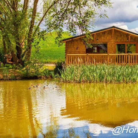 Chalet 2 persons - Cabane du GRIZZLI - Round bed - Italian shower