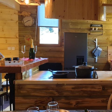 Safaritent 2 personen - Cabane du Castor (Sauna, douche, bad, houtkachel)