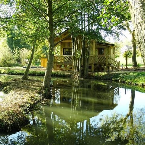 Hébergement 2 personnes - Cabane de L'orpailleur (poêle bois, baignoire, douche)