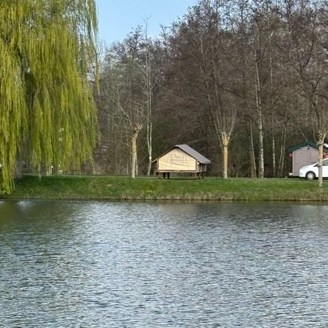 Canvas and wooden tent 2 persons - CAMPANNA BORD D'ETANG