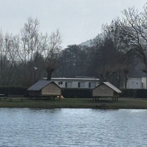 TENTE TOILE ET BOIS 2 personnes - CAMPANNA BORD D'ETANG