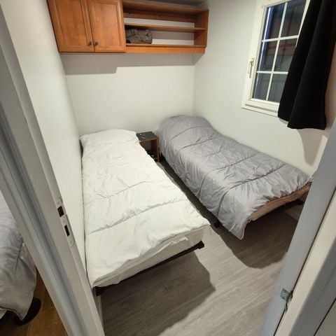 BUNGALOW 6 personnes - Mobil-home n°102