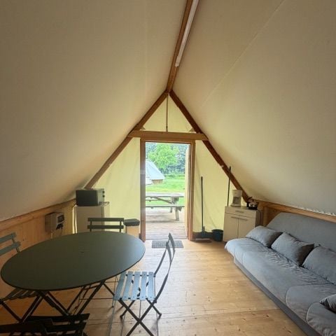 HÉBERGEMENT INSOLITE 4 personnes - Tipis 4 personnes