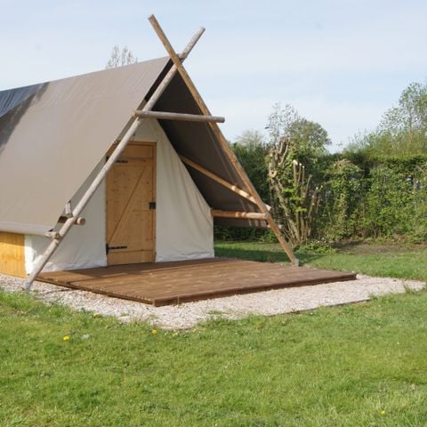 UNUSUAL ACCOMMODATION 4 people - Tipis 4 persons