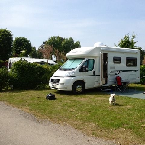 Kampeerplaats - Kampeerplaats auto/caravan