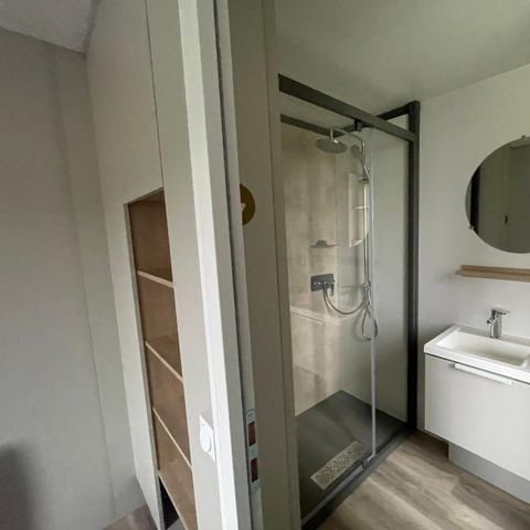 Stacaravan 4 personen - Premium 2 slaapkamers 2 badkamers 4 pers