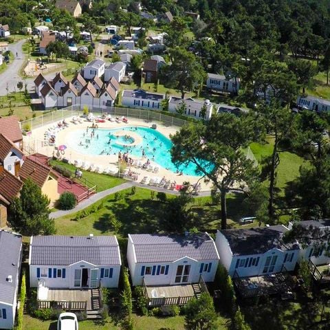 BUNGALOW 4 personnes - 4 places