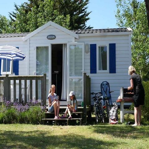 MOBILHOME 6 personnes - MOBIL HOME CONFORT DIM plaque gaz réfrigerateur vaisselle televison