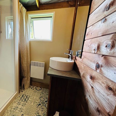 CASA MOBILE 7 persone - ECO LODGE 2 camere da letto per 7 persone un letto matrimoniale e 2 letti singoli e 1 letto a ponte