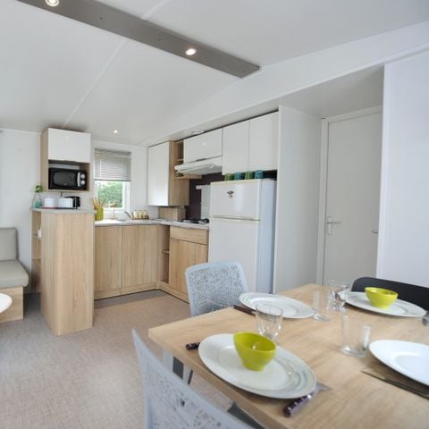 Stacaravan 6 personen - Comfortabele stacaravan plus 3 slaapkamers Tussen 30 en 35 m² -5 jaar