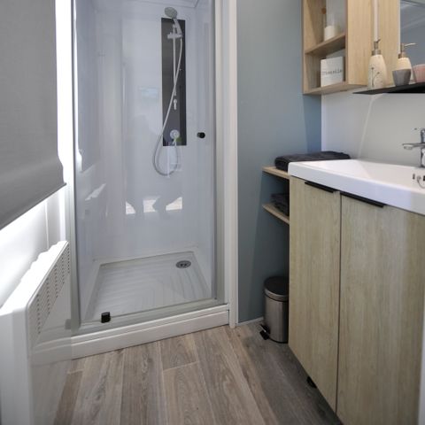 Mobile home 6 persons - Comfort mobile home plus 3 bedrooms Between 30 and 35 m² -5years