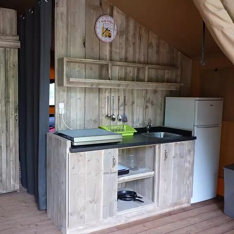 Safarizelt 4 personen - Safari Confort 27m² - 2 Zimmer + überdachte Terrasse