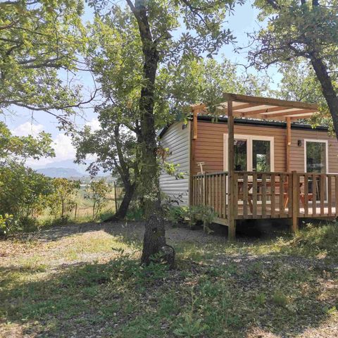 Mobilheim 4 personen - Premium 29m² - 2 Schlafzimmer + halboffene Terrasse + TV + LV + Klimaanlage + Bettwäsche inklusive