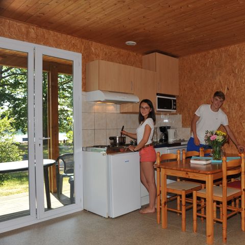 Chalet 6 personen - Chalet Standard 39m² - 2 Zimmer / überdachte Terrasse