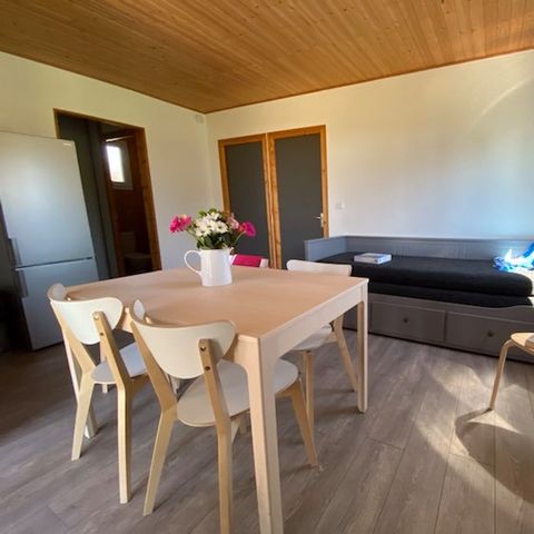 Chalet 6 personen - Chalet PMR supérieur (Person mit eingeschränkter Mobilität) 39m²-2 Zimmer/überdachte Terrasse 6 Pers.