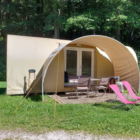 Safarizelt 4 Personen - Coco Sweet 16 m² – 2 Schlafzimmer (ohne Sanitäranlagen) + halb überdachte Terrasse 6 m² für 1–4 Personen