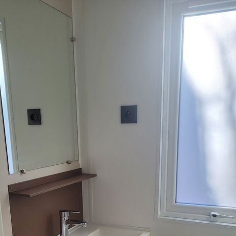 MOBILE HOME 6 people - MH Premium Riviera 32m² - 3 bedrooms + 15m² semi-covered terrace + TV + Air conditioning + LV