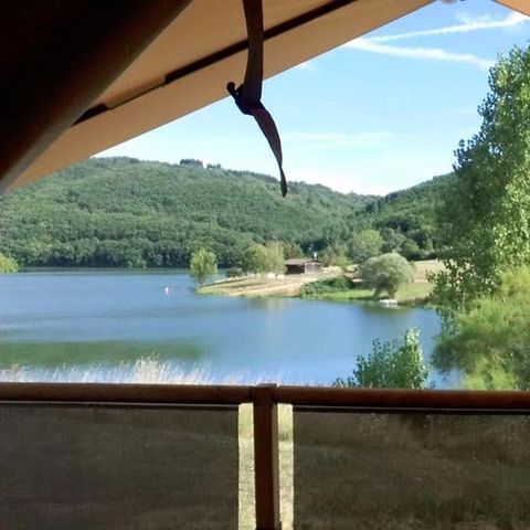 Tente en toile et en bois 5 personnes - Tente Safari Lodge vue lac 5 pers