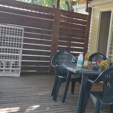 MOBILHOME 4 personnes - 2 chambres avec télévision