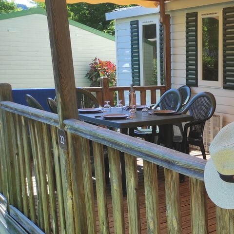 MOBILE HOME 6 people - 31 m² / 3 bedrooms - Semi-covered terrace + TV + air conditioning