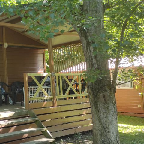 Chalet 6 personen - Chalet 32 m² / 3 Zimmer - Überdachte Terrasse 12 m² TV 6 pers.