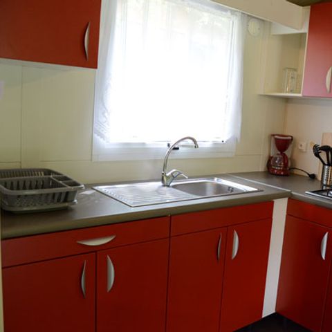 CHALET 6 personnes - Chalet  climatisé / 32m2 / 3 chambres / TV / Terrasse couverte 12 m²