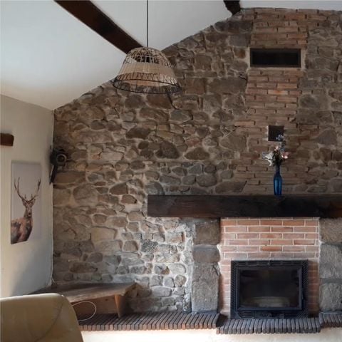 COUNTRY HOUSE 18 people