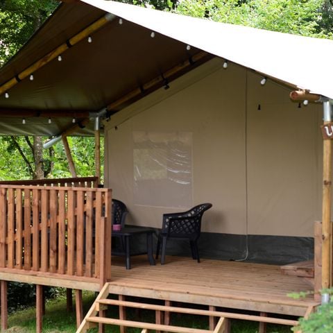 Canvas and wooden tent 6 persons - Luxury safari tent